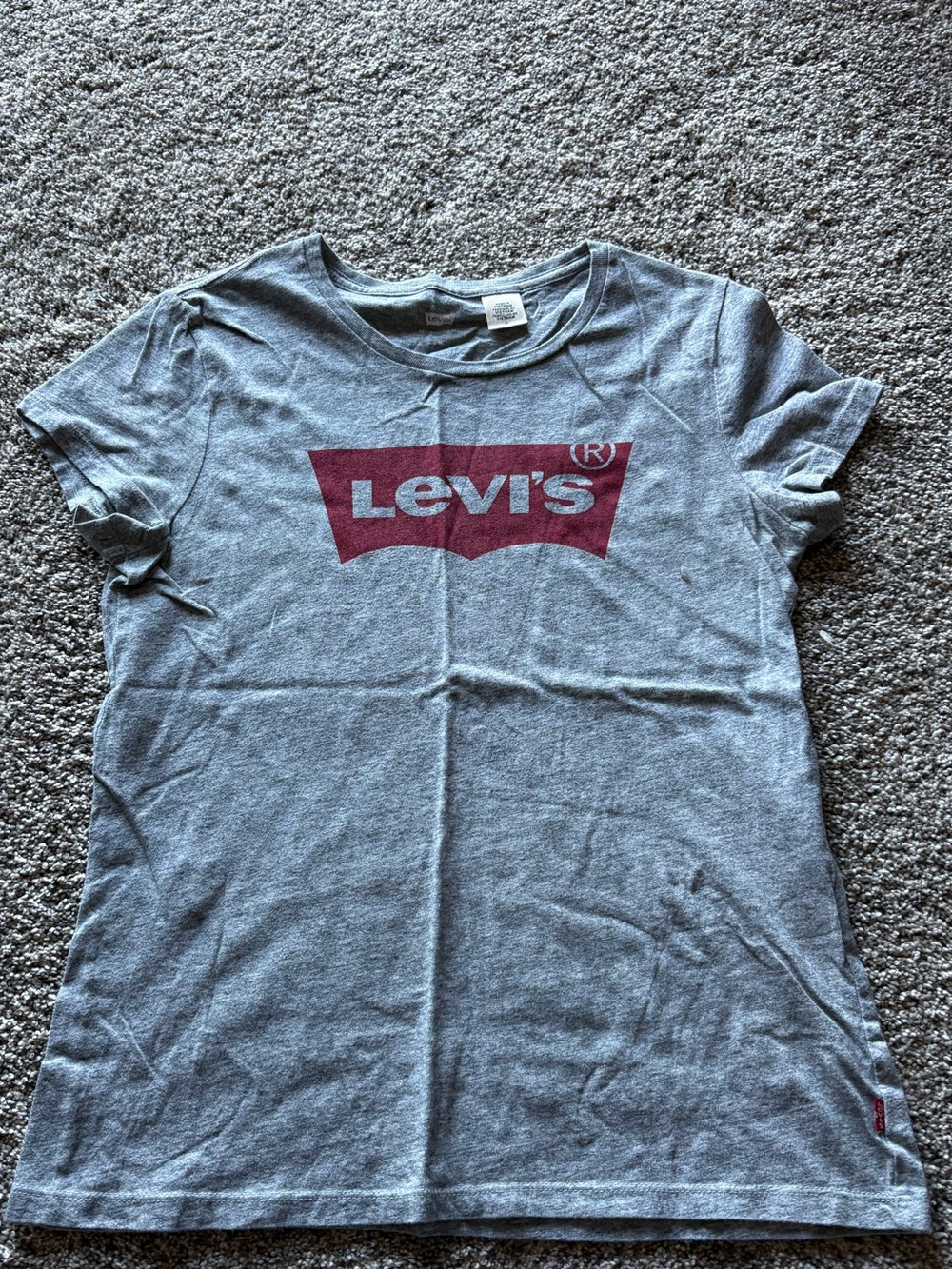 Levi's Heather Gray Tee with Red Logo